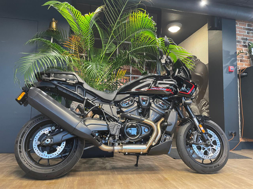 Harley Davidson Pan America 1250 ST 2025