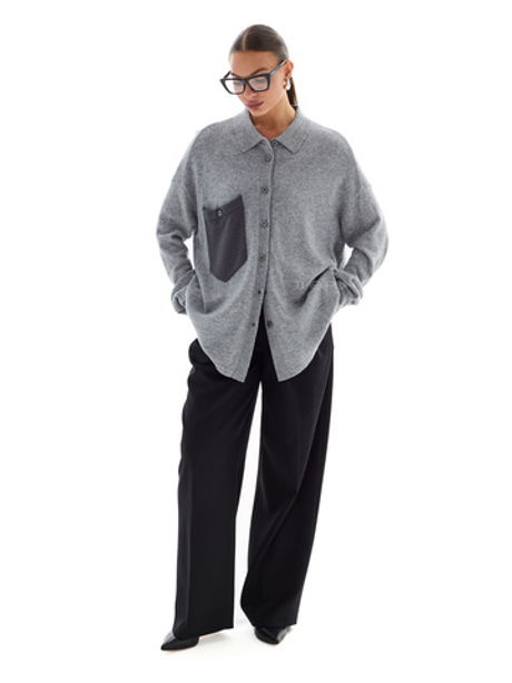 Серая кашемировая рубашка с контрастным карманом