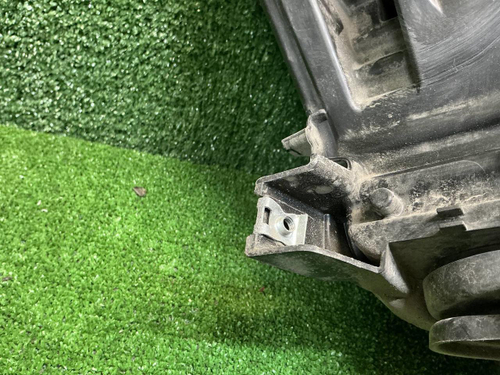 Фара левая Maserati Levante (2020-2024) LED