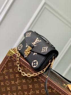 Louis Vuitton Pochette Metis East West