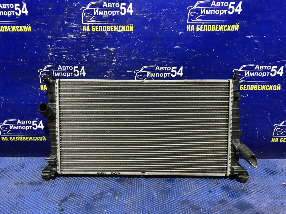 Радиатор двигателя MAZDA AXELA 2003-2006