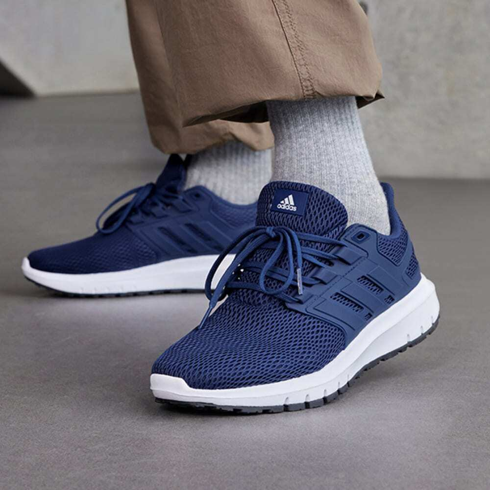 Кроссовки adidas Ultimashow