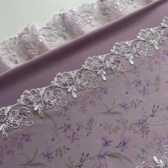 Вышивка на сетке лаванда 22 см