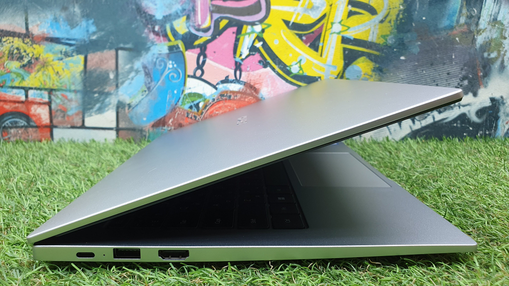 Ультрабук HUAWEI MateBook i3-11/8 Gb/FHD