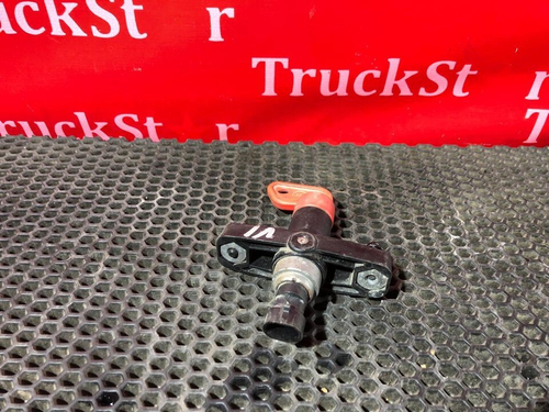 Выключатель массы