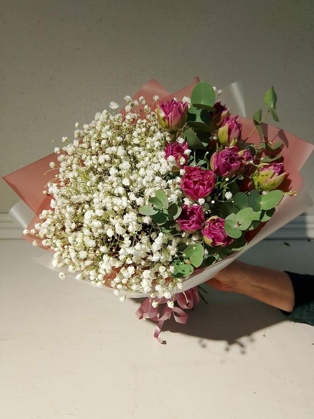 Букет из гипсофилы и тюльпанов (Сборный0002)