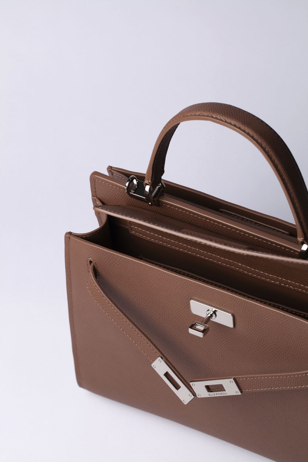 TOOMATCH MEDIUM BAG CARAMEL