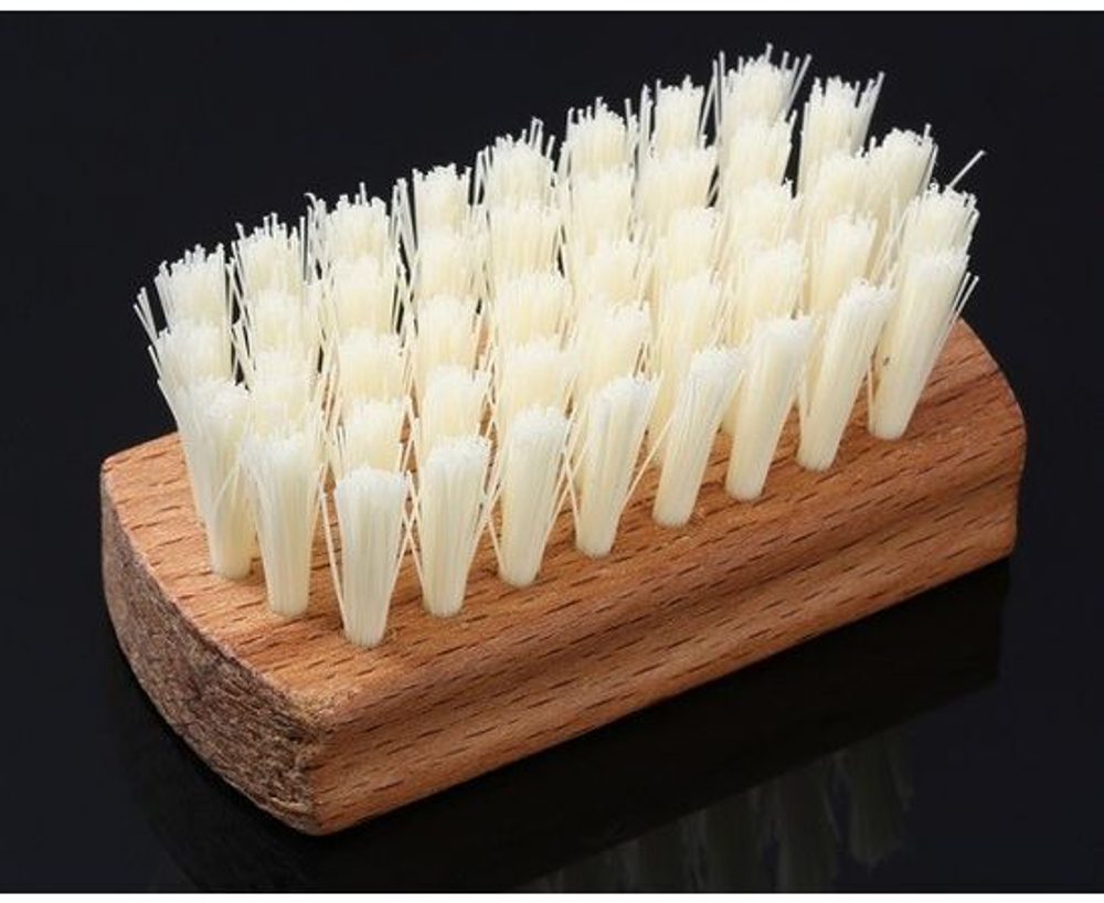 Щетка для одежды 8см дерево мини, синтет.белый волос, 44 пучка, Yozhik