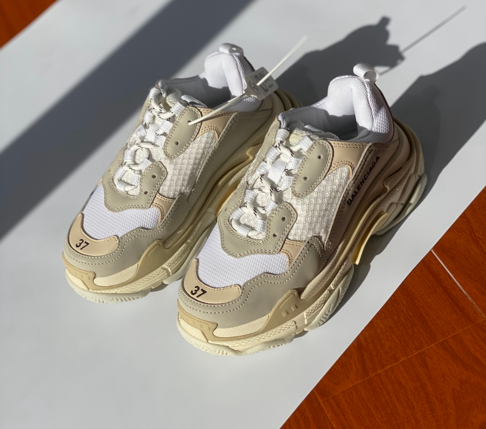 Balenciaga Triple S