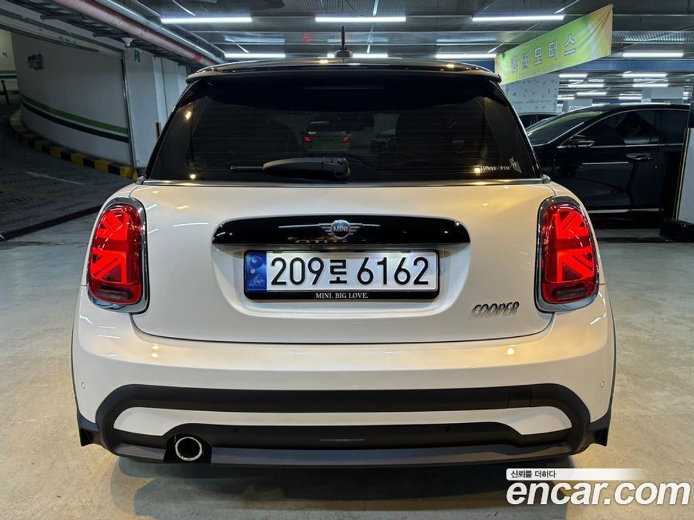 Mini Cooper Classic Plus (11.2023)