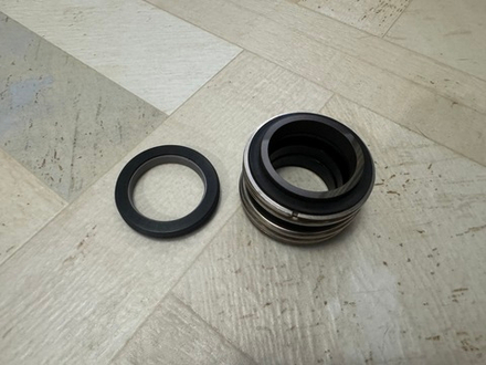 Купить Запасная часть для насосов "LEO" моделей XST65-200K/185, XST65-200K/220, XST65-200K/300, XST65-250/220, XST65-250/300, XST65-250/370, XST80-200/220, XST80-200/300, XST80-250/370, XST80-250/450, XST80-250/550 - комплект торцевых уплотнений №10009649