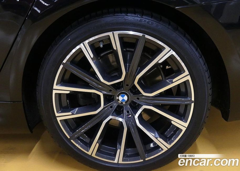 BMW 7 Series (G11) 745e i퍼포먼스 M Sports (05.2021)