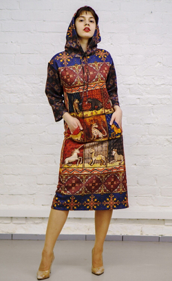 Платье с капюшоном "Бестиарий", по мотивам средневекового бестиария Бартоломея Английского