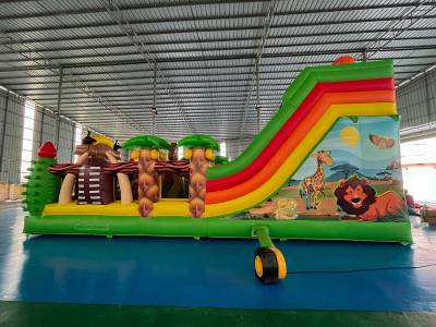 Коммерческий надувной батут «Сафари Ультра», 10*5*6 м.