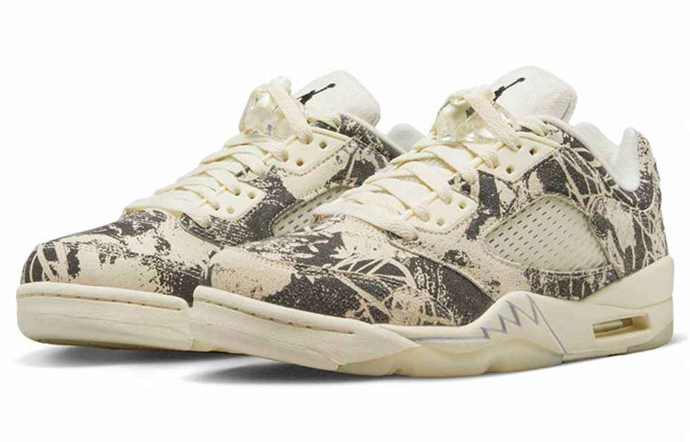 Кроссовки Jordan Air Jordan 5 Retro Low "Expression" (Женская размерная сетка)