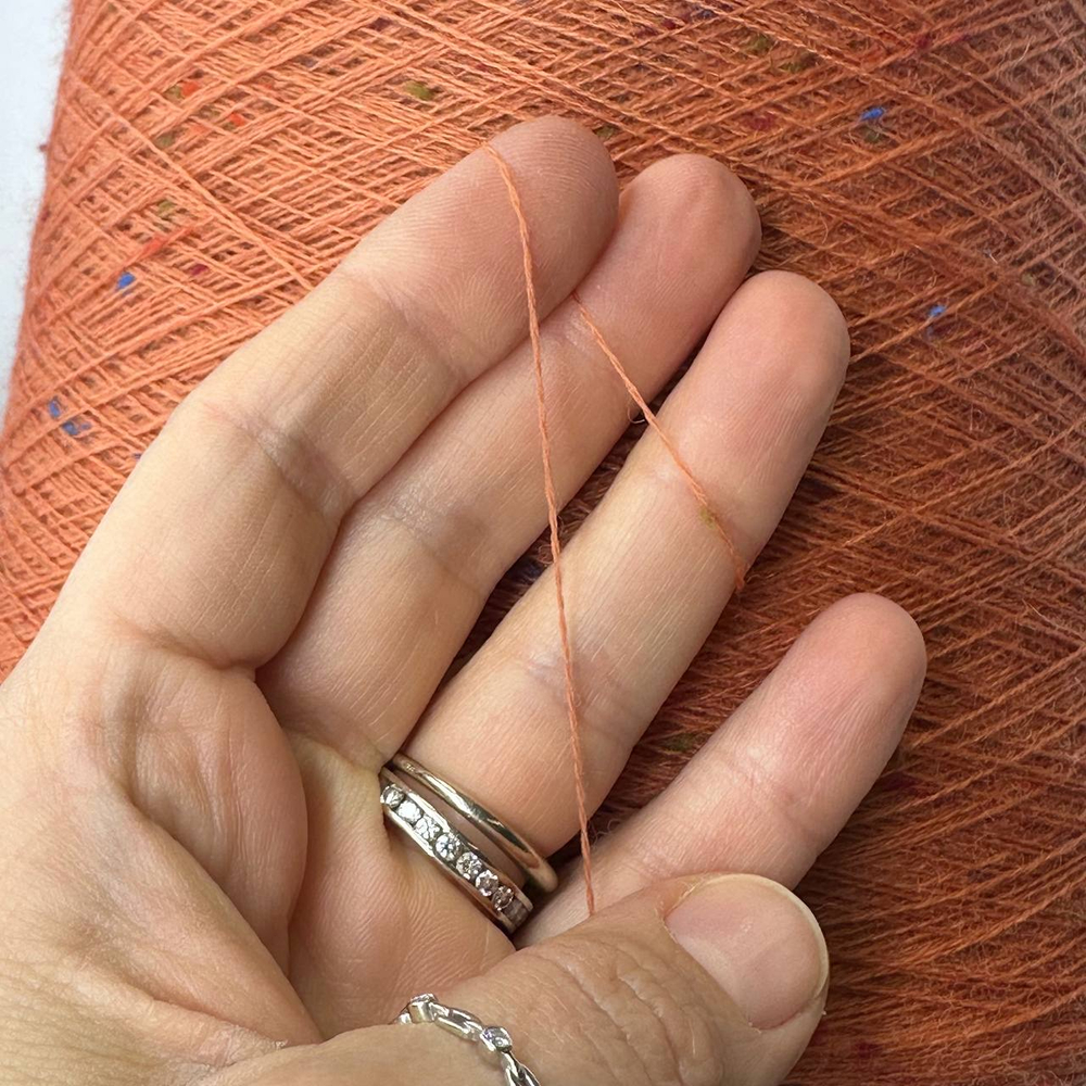 SLUBBY - Luxury Selection by Ri.Go; 98% меринос, 2% вискоза; 1400м/100гр, (2/28); col. 4546, цвет: оранжевый с цветными вкраплениями; S502