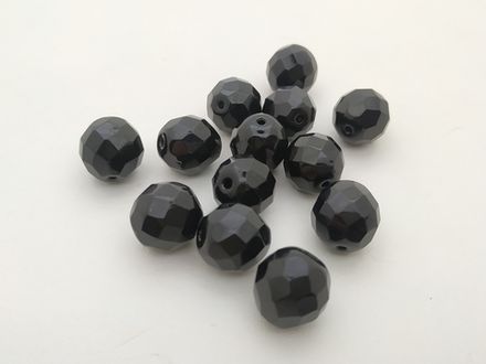 Граненые бусины 047