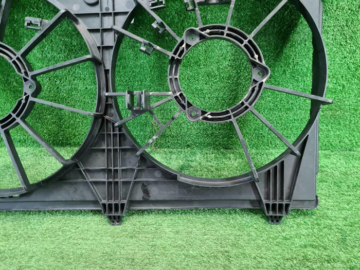 Диффузор Mitsubishi Eclipse Cross (2017-н.в.)