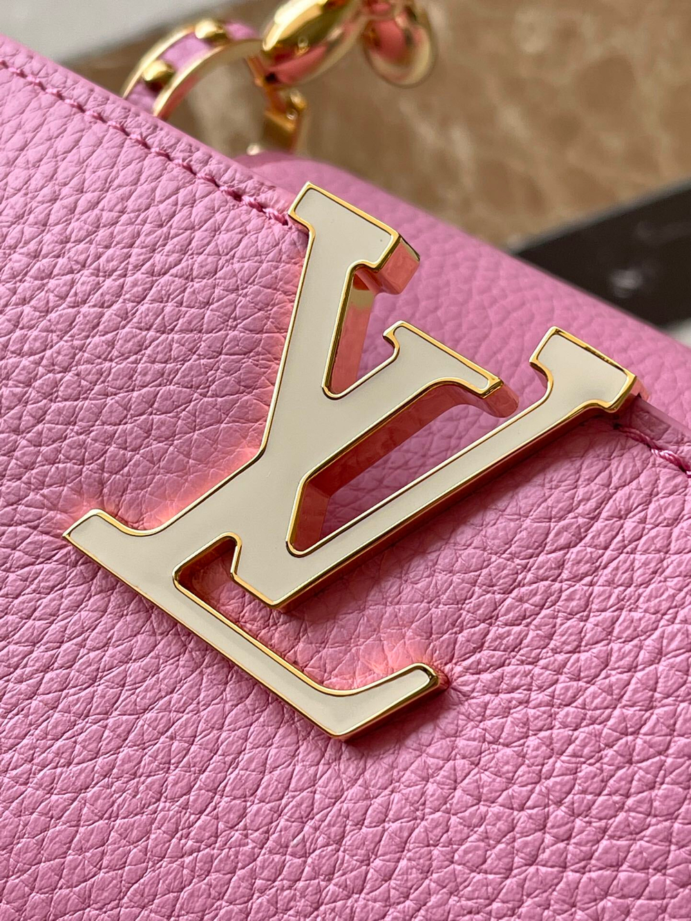 Louis Vuitton Capucines BB