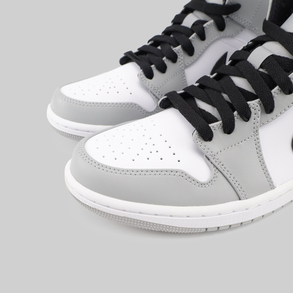 Кроссовки Jordan 1 Mid Light Smoke Grey - купить в магазине Dice с бесплатной доставкой по России