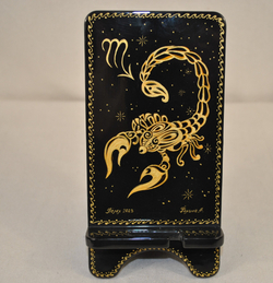 Сувенирная подставка для телефона с росписью Палех "Зодиак. Скорпион"