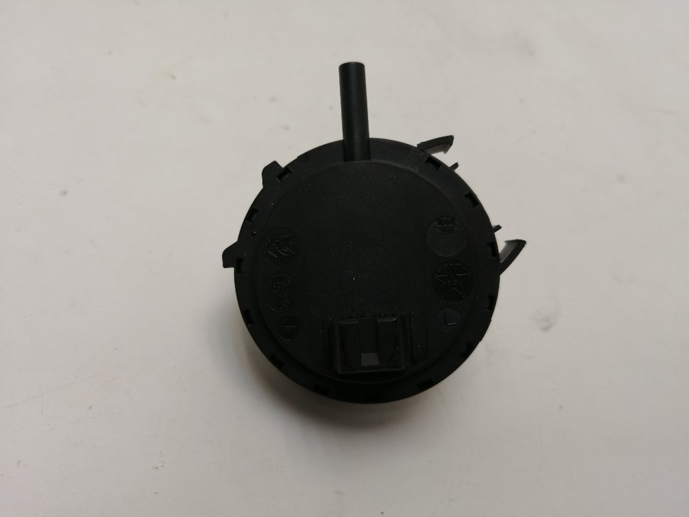 AWE7527/1 кт119 Датчик уровня воды для стиральной машины Whirlpool AWE7527/1 б/у