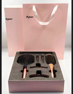 Подарочный набор Dyson профессиональных расчесок