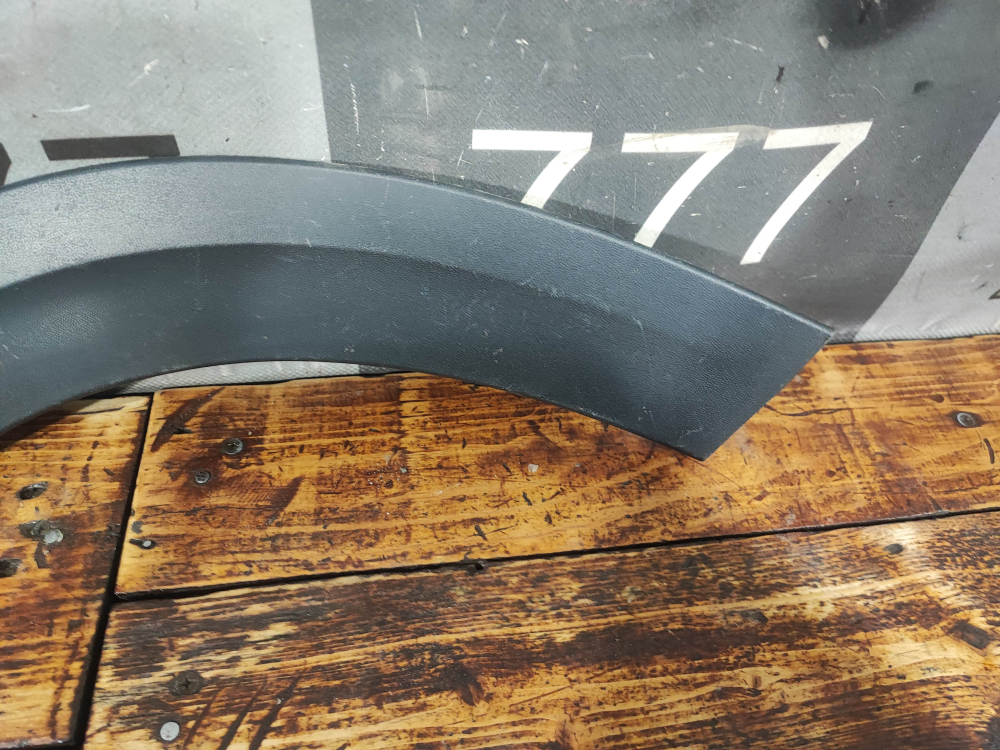 Накладка двери задней правой Volkswagen Taos 20-нв Б/У Оригинал 2GL8549709B9