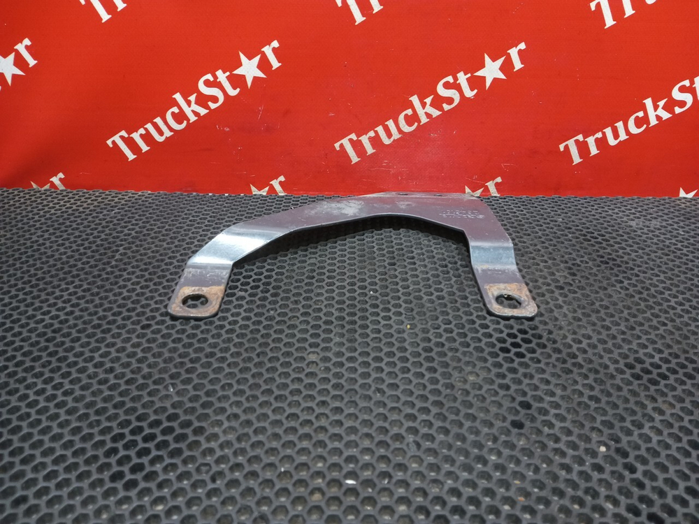 Кронштейн переднего крыла левого 2021г