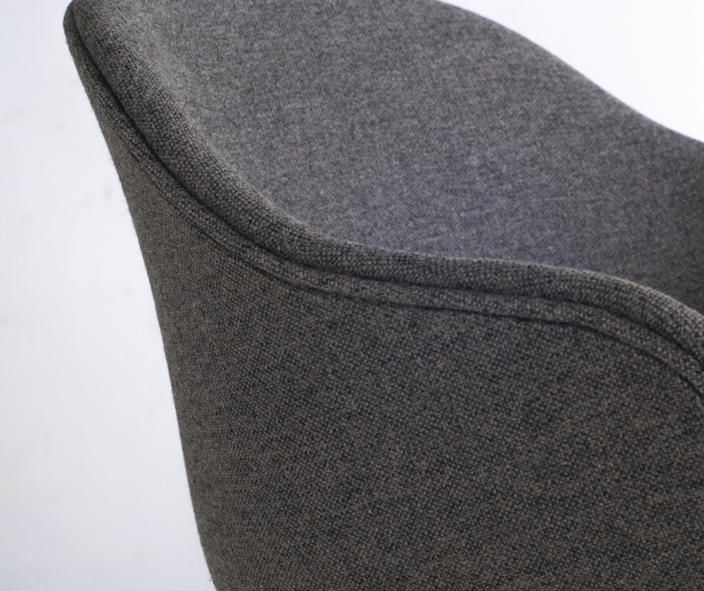 Кресло на полозьях c обивкой Papatya Globe-K Sled Soft