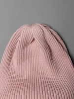 Женская шапка бини на осень