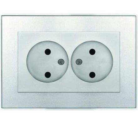 Розетка двухместная "UNIVersal" серия "Афина" б/з, с/у, 16А, 220В, серебро (еврослот) (HU2311)
