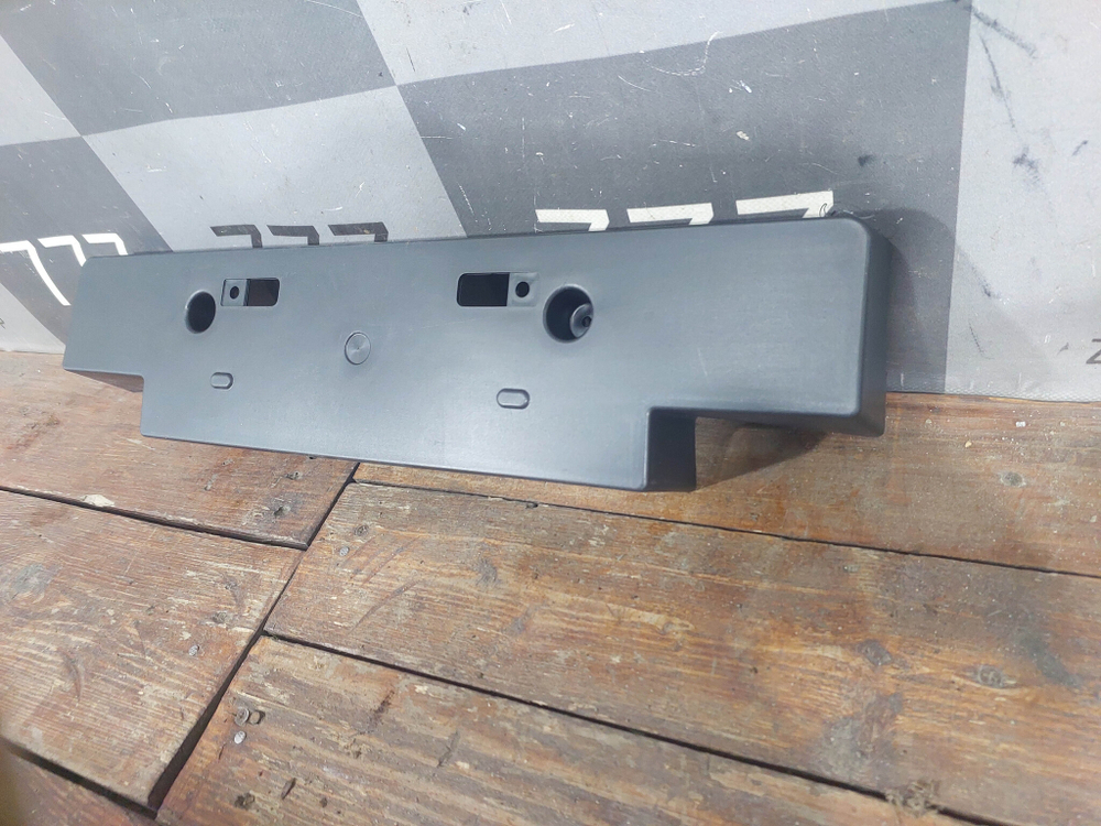 Площадка гос. номера Toyota 200 15-21 Аналог Новая 5211460230