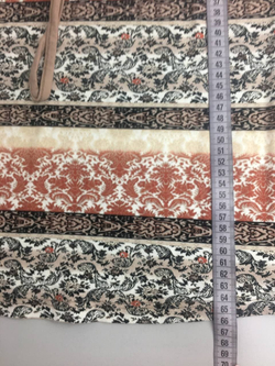 Блузка оригинальная с бусами 44 размер