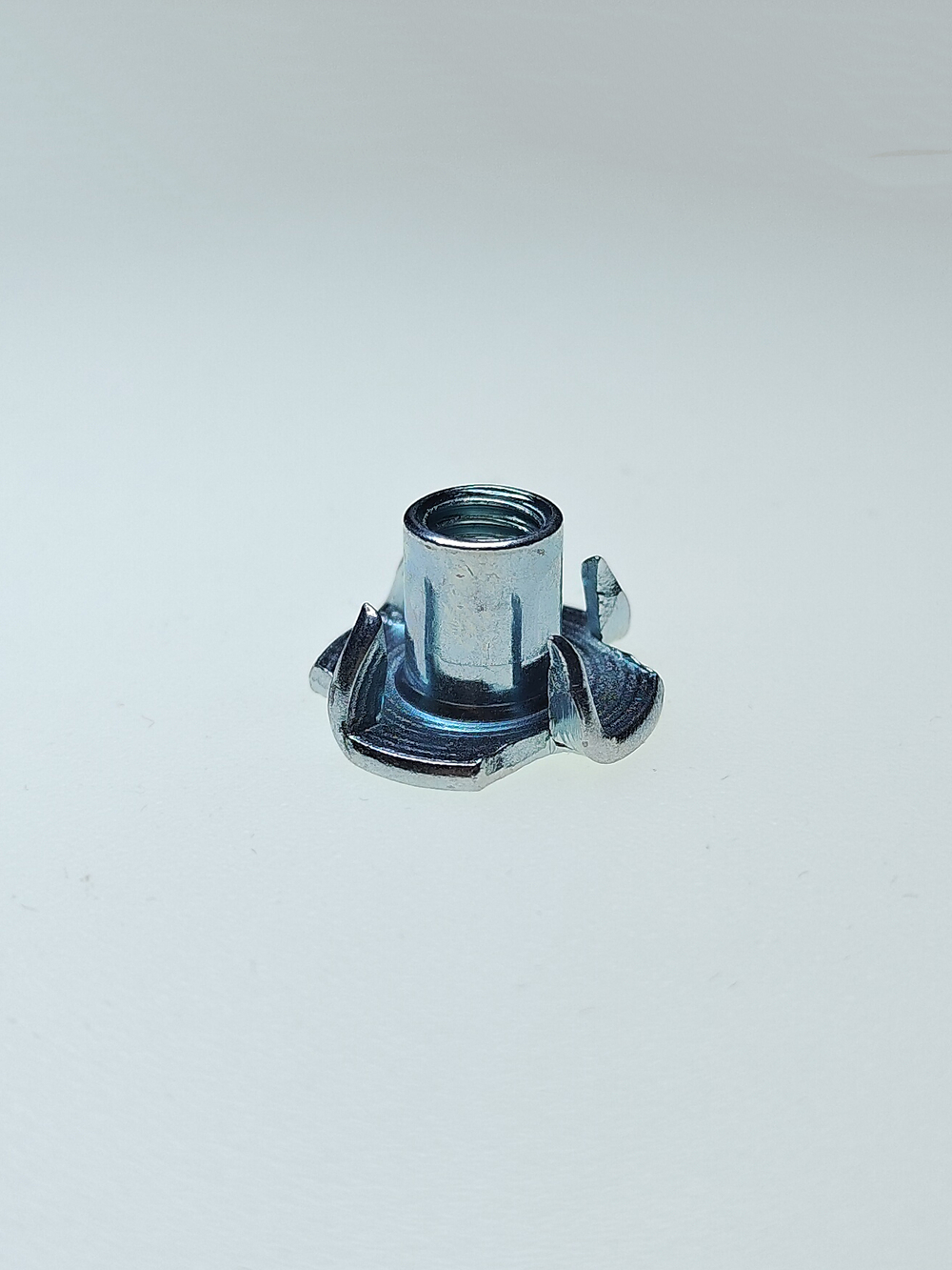 М6 ОЦ.Гайка крыльчатая (врезная) DIN1624 (50 шт.)