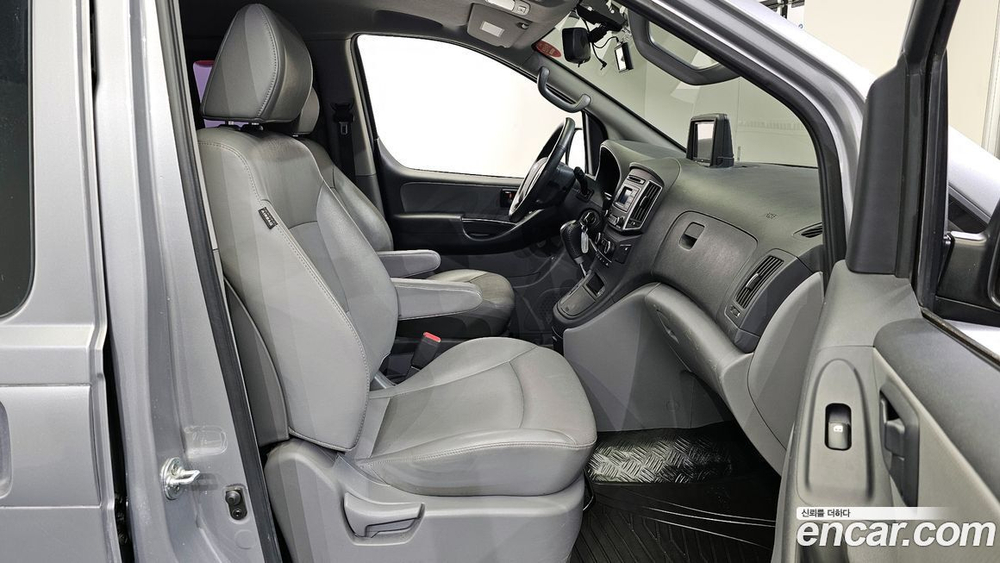 Hyundai The New Grand Starex Van 5인승 (02.2020)