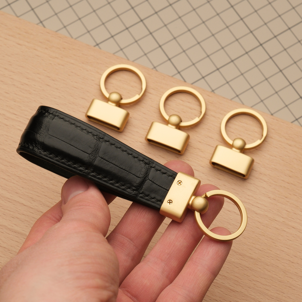 Основа для брелка, цвет золотой сатин