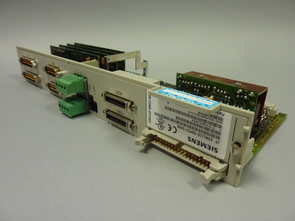 Б/у SIEMENS 6SN1118-0DM23-0AA0