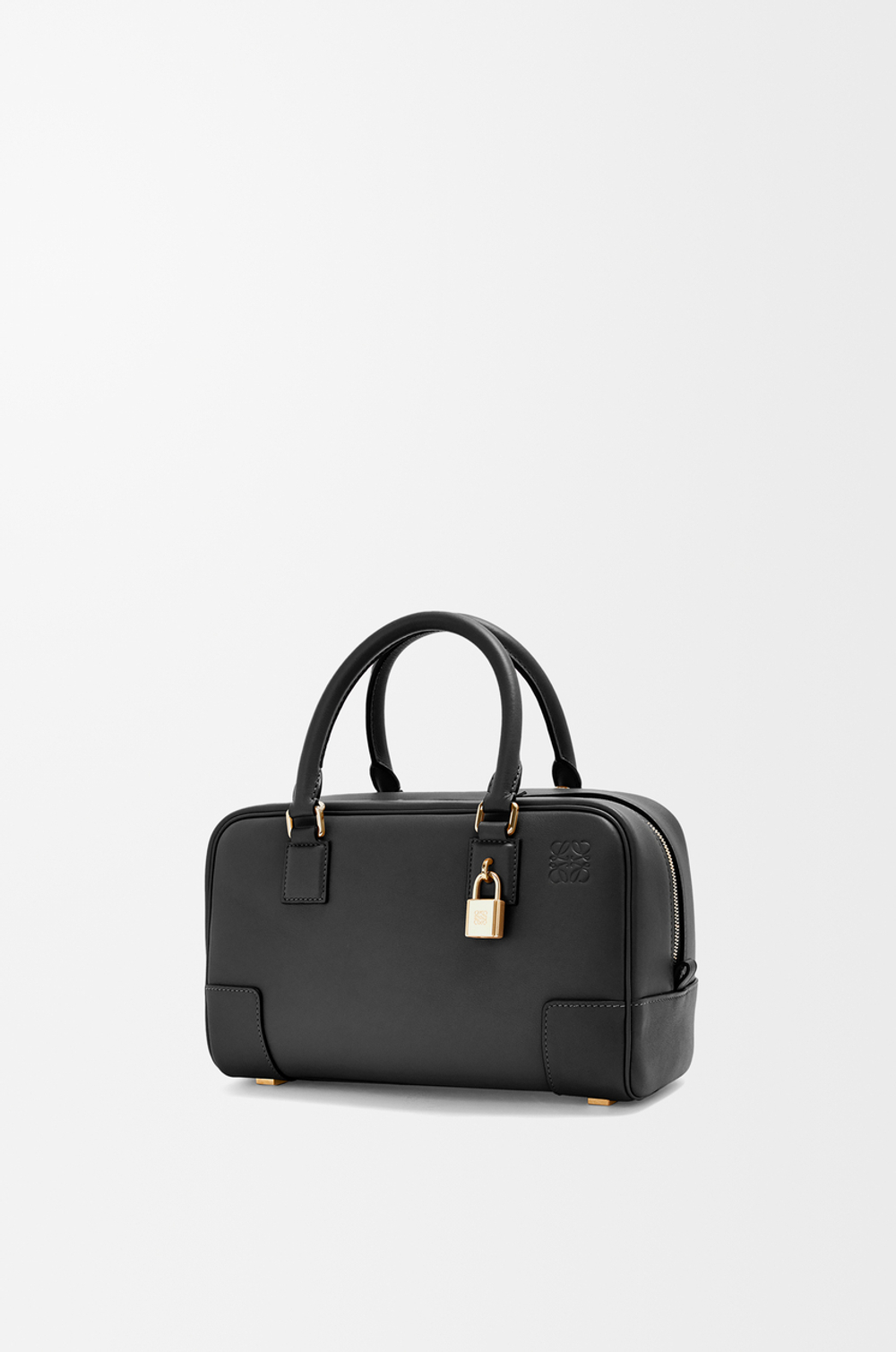 Loewe Сумка Amazona 23 из телячьей кожи наппа, черный