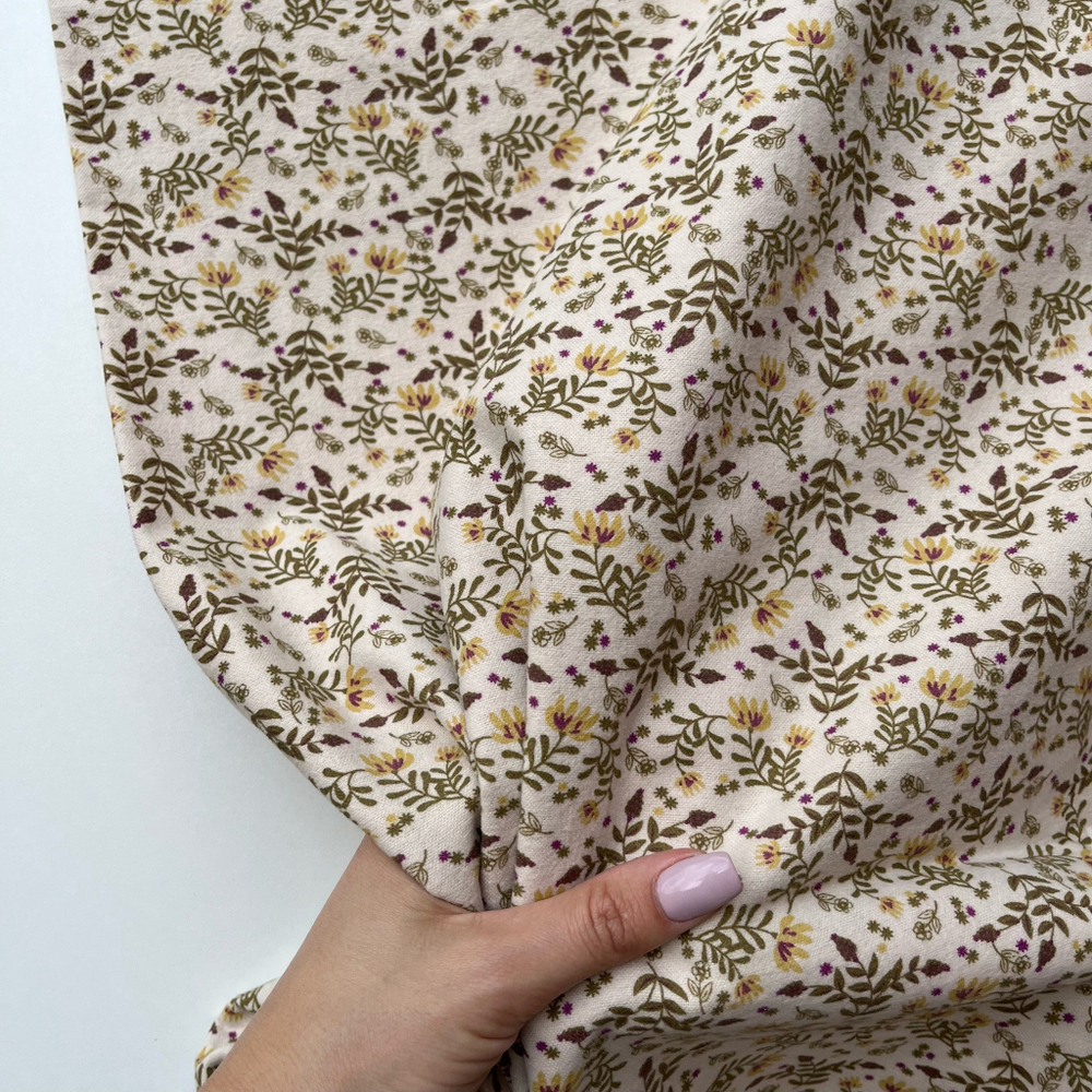 Фланель Гербарий на светло-бежевом фоне