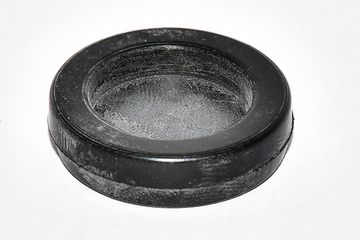 Вставка зажима  резиновая ESSILOR 24мм