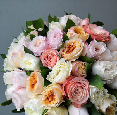 32. Большой букет Колумбийских роз