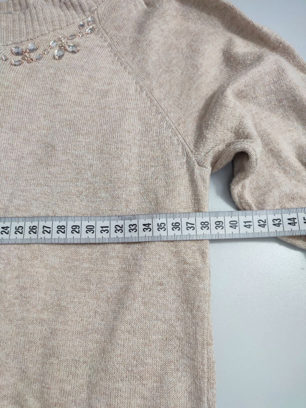 Джемпер Ostin светлый 42 размер