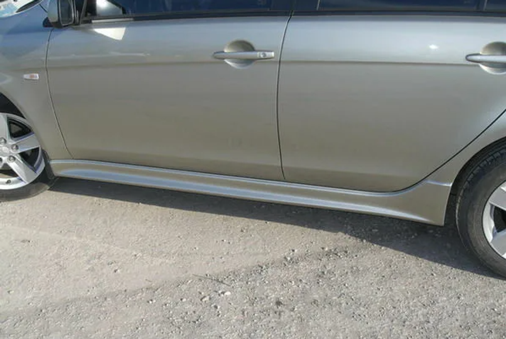 Накладки на пороги Zodiac Mitsubishi Lancer 10