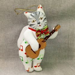 Ёлочная игрушка Кот-музыкант с гитарой