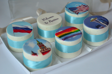 Пирожные с российской символикой №3029