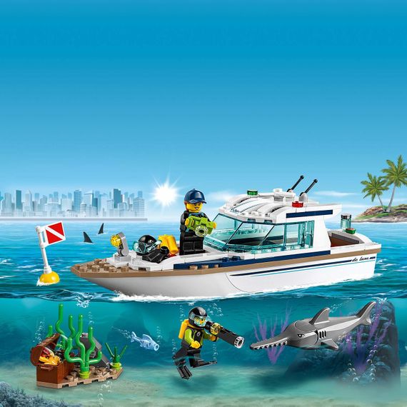 Lego konstruktor  City DIVING YACHT