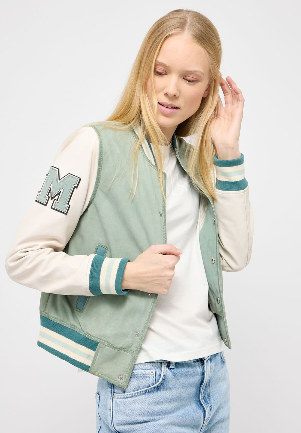 Куртка кожаная женская MUSTANG women´s leather jacket