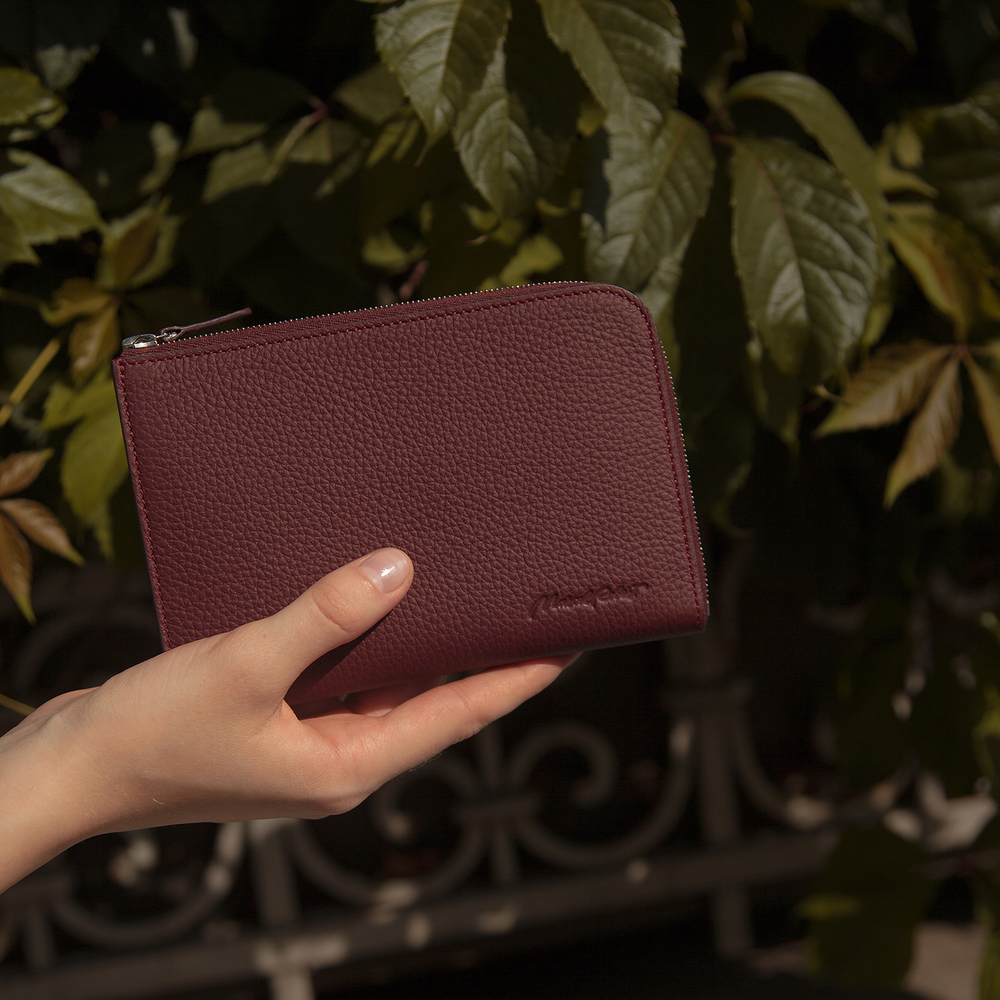 Кошелек женский кожаный, теленок бордового цвета