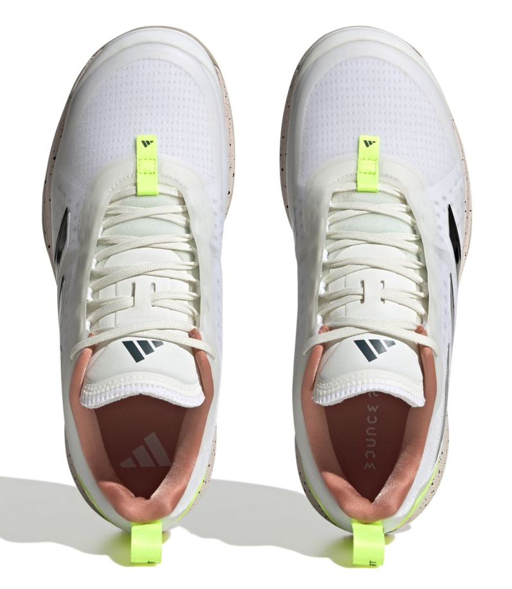Женские теннисные кроссовки Adidas Avacourt - white/core black/lucid lemon